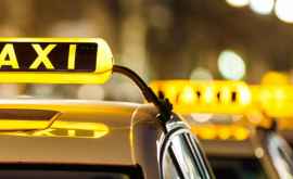 Кишиневского таксиста наказали за некачественные услуги