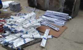 Peste 5000 de pachete de ţigări Made in Moldova confiscate la vama Albiţa
