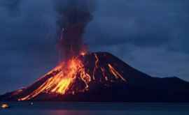 Erupţiile vulcanului din Hawaii ar putea fi urmate de o erupție mai mare