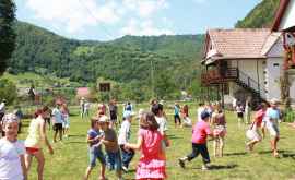 Этим летом в Молдове будут работать около 80 лагерей отдыха