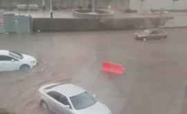 Сильнейшие ливни привели к потопу на юге России