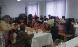 В Кишиневе 700 человек ежедневно обедают в общественных столовых