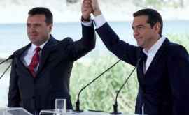 Grecia şi Macedonia au semnat acordul istoric 