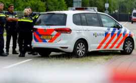 Полиция задержала водителя наехавшего на пешеходов в Нидерландах