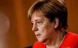 Меркель признала что от миграционного кризиса зависит судьба ЕС