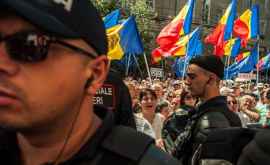 Protestul opoziției Activiștii susțin că transportul spre Chișinău a fost sistat