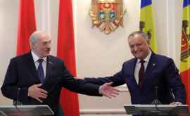 Dodon la felicitat pe Lukașenko și din nou la invitat în Moldova 