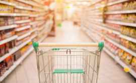 Столичный супермаркет делает скидку для русскоговорящих покупателей ФОТО