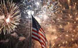 Захватывающий фейерверк в США в День независимости