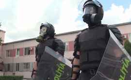 Acțiuni de protest în fața mai multor Inspectorate de Poliție din țară