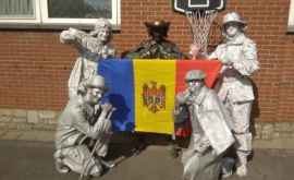 Живые статуи из Молдовы приняли участие в фестивале в Бельгии ФОТО