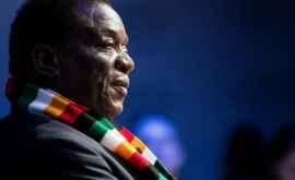 Зимбабве Эммерсон Мнангагва победил на выборах президента