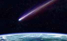 O cometă verde foarte rară se va apropia de Pămînt