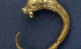 Золотую серьгу которой 2200 лет нашли в Иерусалиме