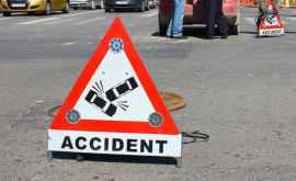 Авария на трассе КишиневБельцы Автомобиль врезался в повозку