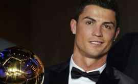 Cristiano Ronaldo lea demonstrat fanilor cît de bine se pricepe la cîntat VIDEO