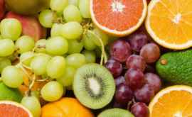 Ce se întîmplă în organism cînd mănînci fructe pe stomacul gol