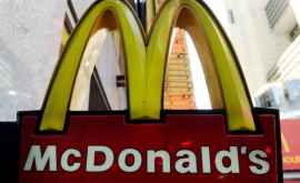 Peste 500 de persoane sau otrăvit la restaurantele McDonalds