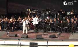 Cunoscutul naist Constantin Moscovici a organizat un concert GRANDIOS VIDEO
