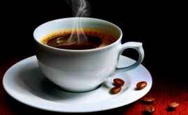 Вкус кофе меняется в зависимости от цвета чашки