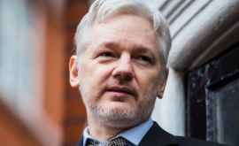 Julian Assange a renunţat la azilul acordat de Ecuador dar îi e teamă să iasă din ambasadă