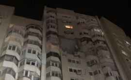После взрыва многоэтажный дом на Рышкановке выглядит как после бомбежки ФОТО