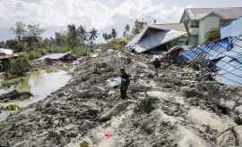 Землетрясение в Индонезии жуткие последствия сняли со спутника