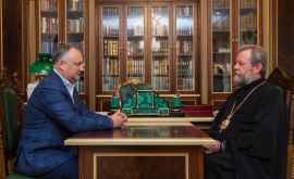 Додон обсудил с митрополитом Владимиром детали визита Патриарха Кирилла