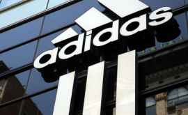 Adidas a acționat în judecată un comerciant din Republica Moldova