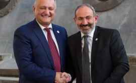 Despre ce a discutat Dodon cu președintele și premierul Armeniei