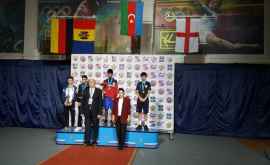 Молдова выиграла серебро на чемпионате Европы по боксу ФОТО