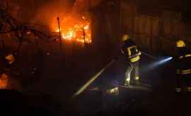 Пожар в Одессе Сгорели 16 домиков для отдыха