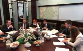 Беларусь готова реализовать проекты по ремонту дорог в Молдове