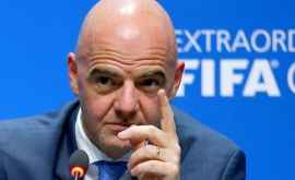 Media Președintele FIFA a ajutat două cluburi de fotbal