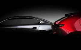 Mazda объявила дату презентации нового поколения хэтчбека и седана Mazda3