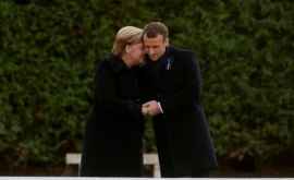 Angela Merkel încurcată cu soţia preşedintelui Franţei Emmanuel Macron VIDEO