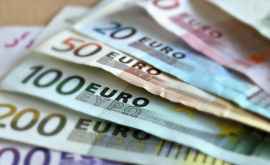 Clientul care a primit din greșeală 5000 euro la un schimb valutar a fost dat în căutare