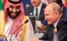 Salutul neobișnuit dintre Vladimir Putin și prințul moștenitor din Arabia Saudită VIDEO