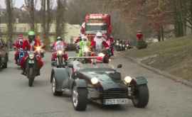 În Polonia Moş Crăciun a schimbat sania pe motocicletă