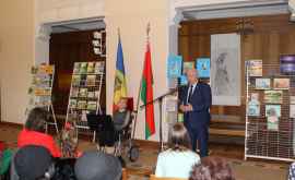 40 работ созданных без рук представлены широкой публике в Беларуси ФОТО