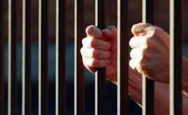 Cinci turci care transportau droguri în UE prin Moldova condamnaţi la închisoare