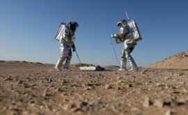 Astronaut Misiunile de trimitere a oamenilor pe Marte sînt absurde