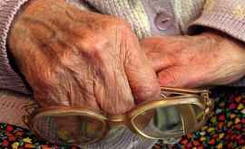 Buliga Circa 453 de mii de bătrîni au beneficiat de majorare a pensiei