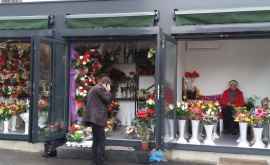 Scandal între Primărie și comercianții de flori de la Botanica
