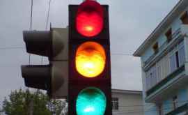 На двух перекрестках не будут работать светофоры 