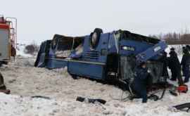 Grav accident în Rusia Un autobuz plin cu copii sa răsturnat 