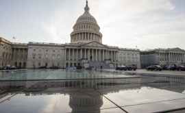 Congresmenii americani fac un compromis pentru a evita alt shutdown