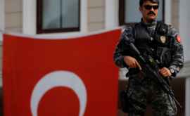 Aproape 300 de militari turci vor ajuge după gratii