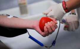 Moldovenii îndemnaţi să doneze sînge