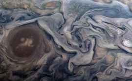 NASA опубликовало красочный снимок атмосферы Юпитера